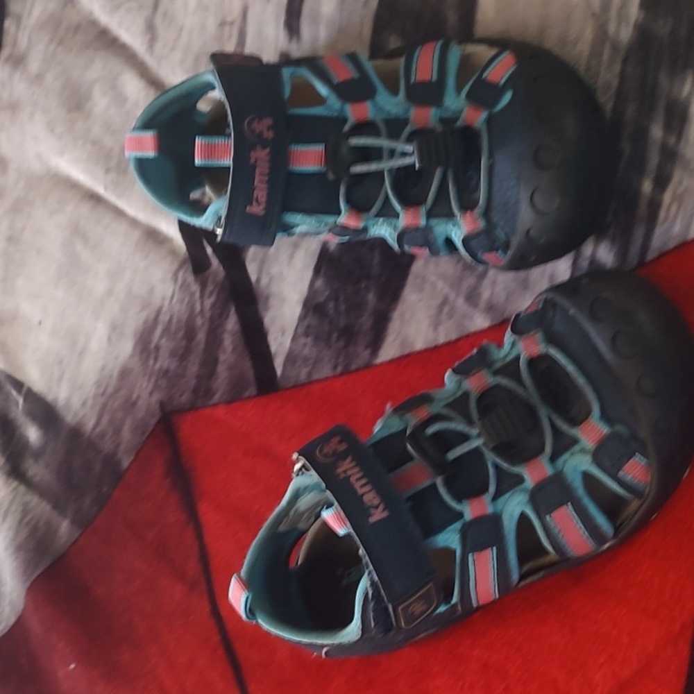 Kamik Shoes - Picture 5 of 10